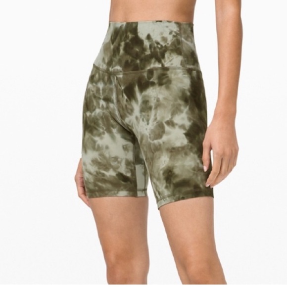 Lululemon Align Shorts Size 4 Diamond Dye Light Sage Army Green Dark Olive - Picture 3 of 13